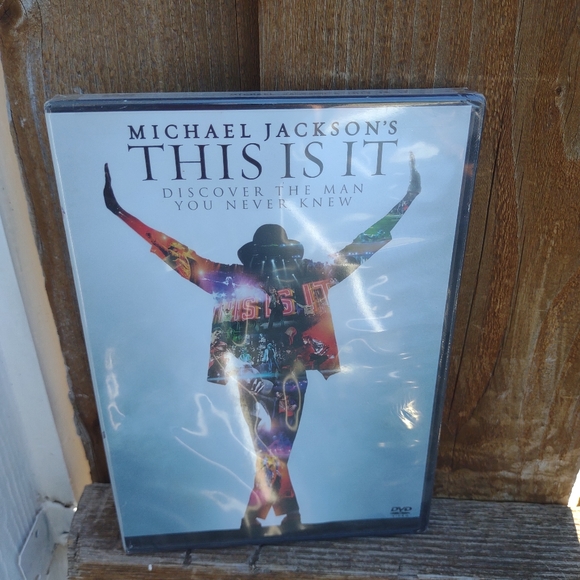 🎁 🆕Michael Jackson This Is It DVD - Picture 5 of 5